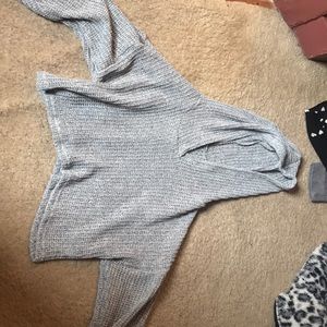 cropped grey sweatshirt